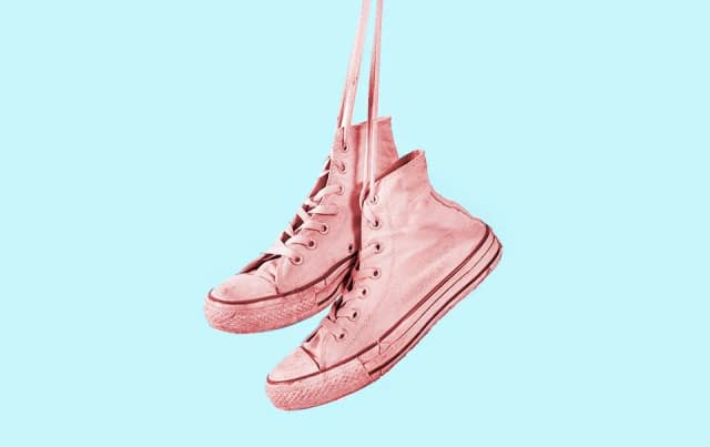 Dónde se tiran los zapatos: opciones para reciclar y donar tus zapatos viejos Dónde se tiran los zapatos: opciones para reciclar y donar tus zapatos viejos
